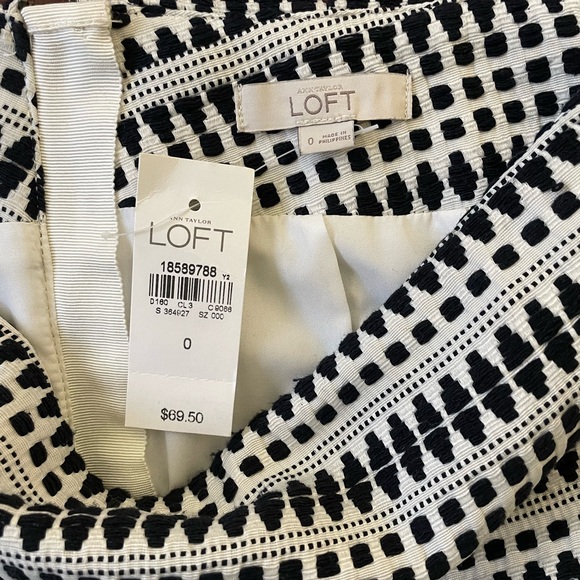 *NWT* LOFT Jacquard Pencil Skirt, Black & White Geometric Print - Picture 13 of 16